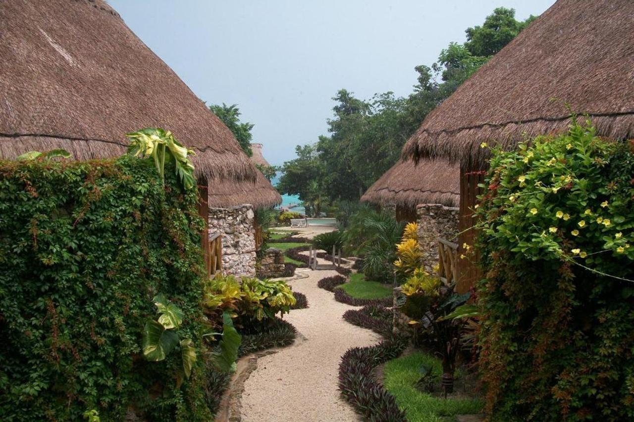Villas Eco-Romanticas Kuuch Ka'Anil Bacalar Exteriör bild